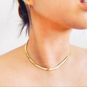 Vanessa Mooney golden choker/short necklace